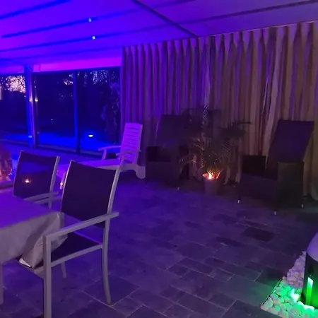 V1p Villa